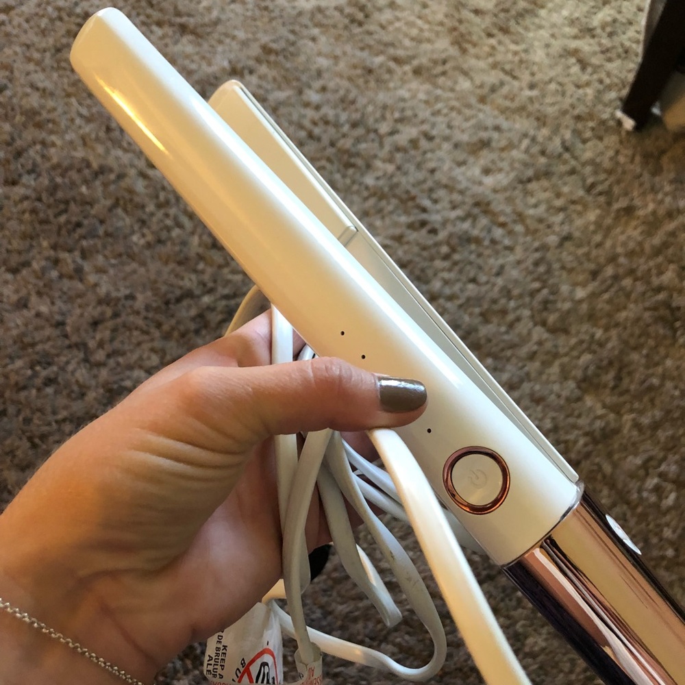 T3 straightener 1nch   Barely used